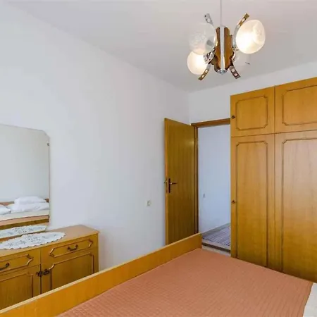 Appartamento In 39229 Crikvenica