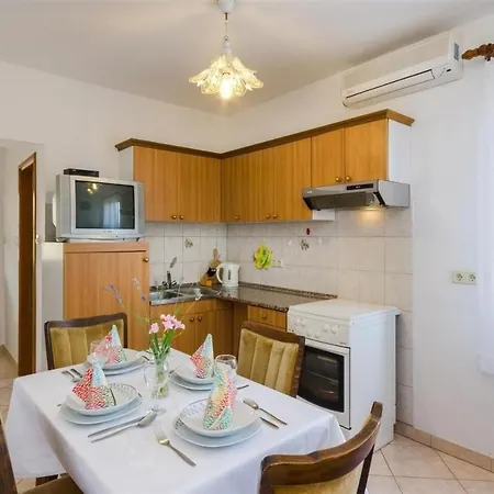 Appartamento In 39229 Crikvenica